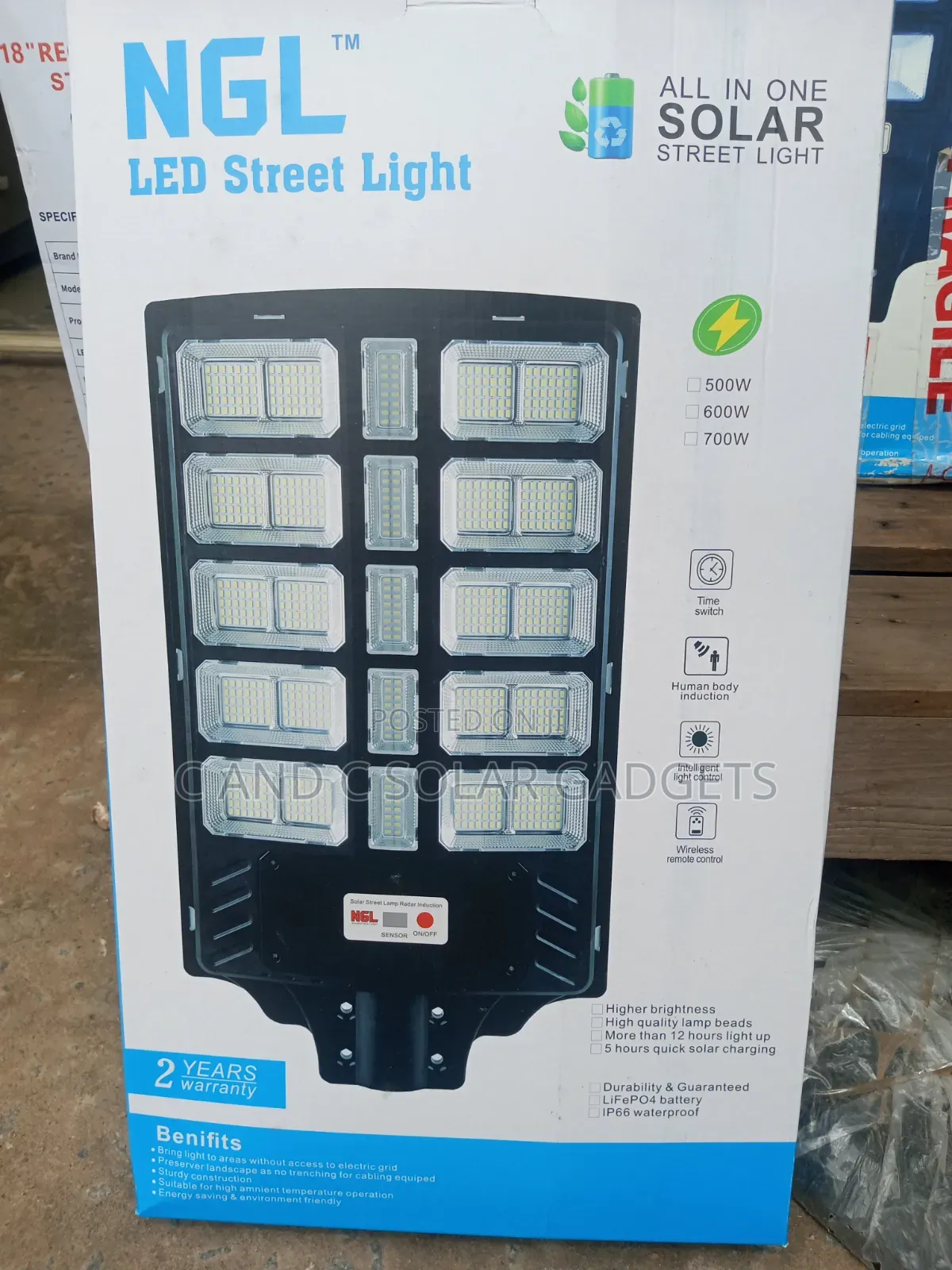 All in One Solar Street Light 700W 20 Eyes