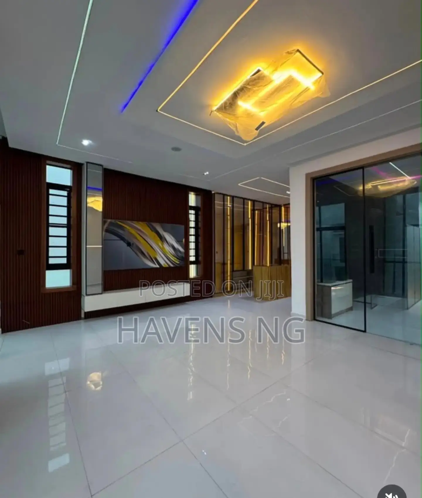 5bdrm Duplex in Lekki Phase 2 for sale