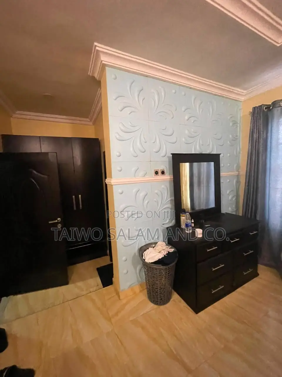 3bdrm Block of Flats in Akala Express for sale