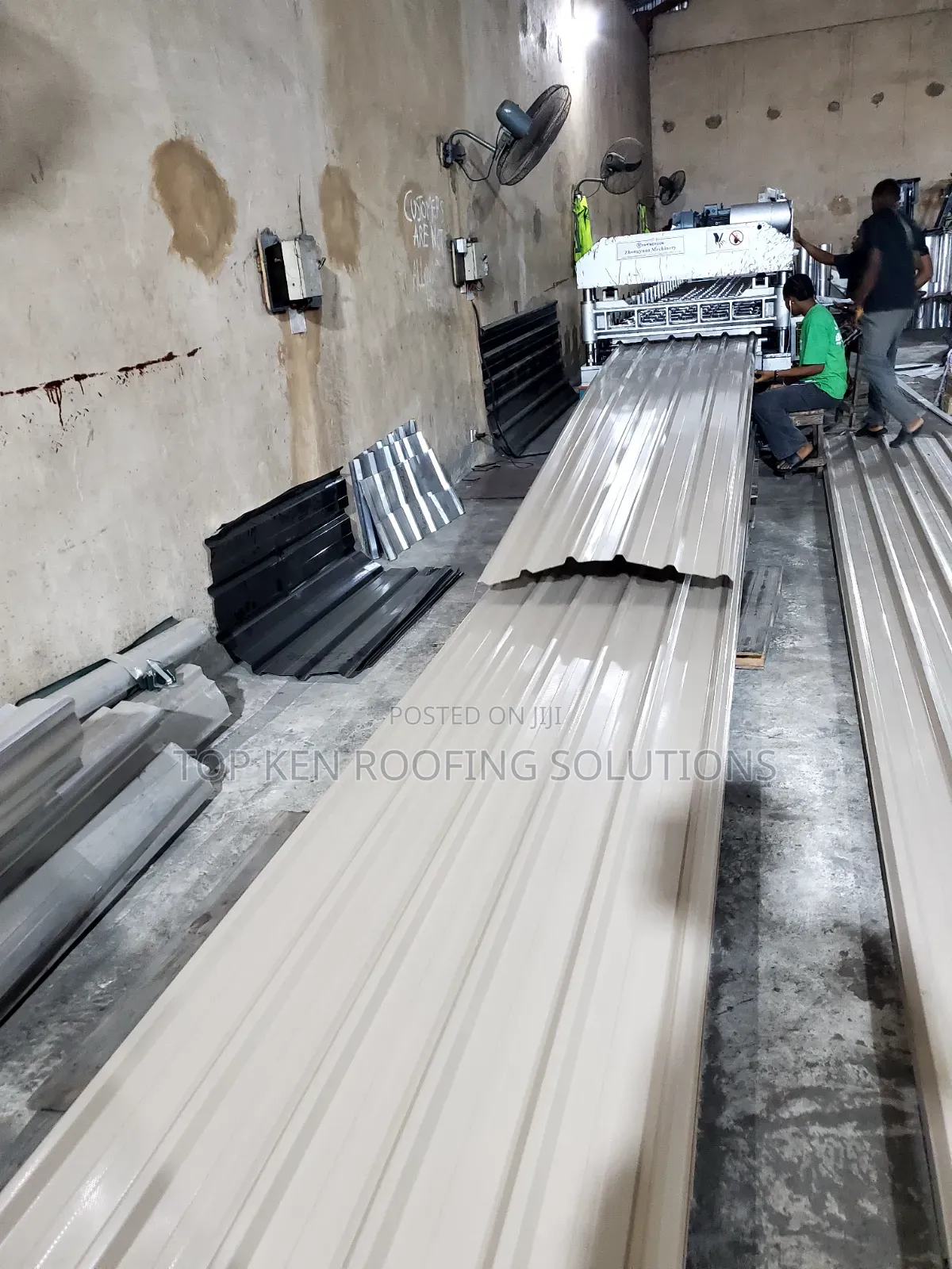 0.55 G/Beige Longspan Aluminium Roofing Sheets