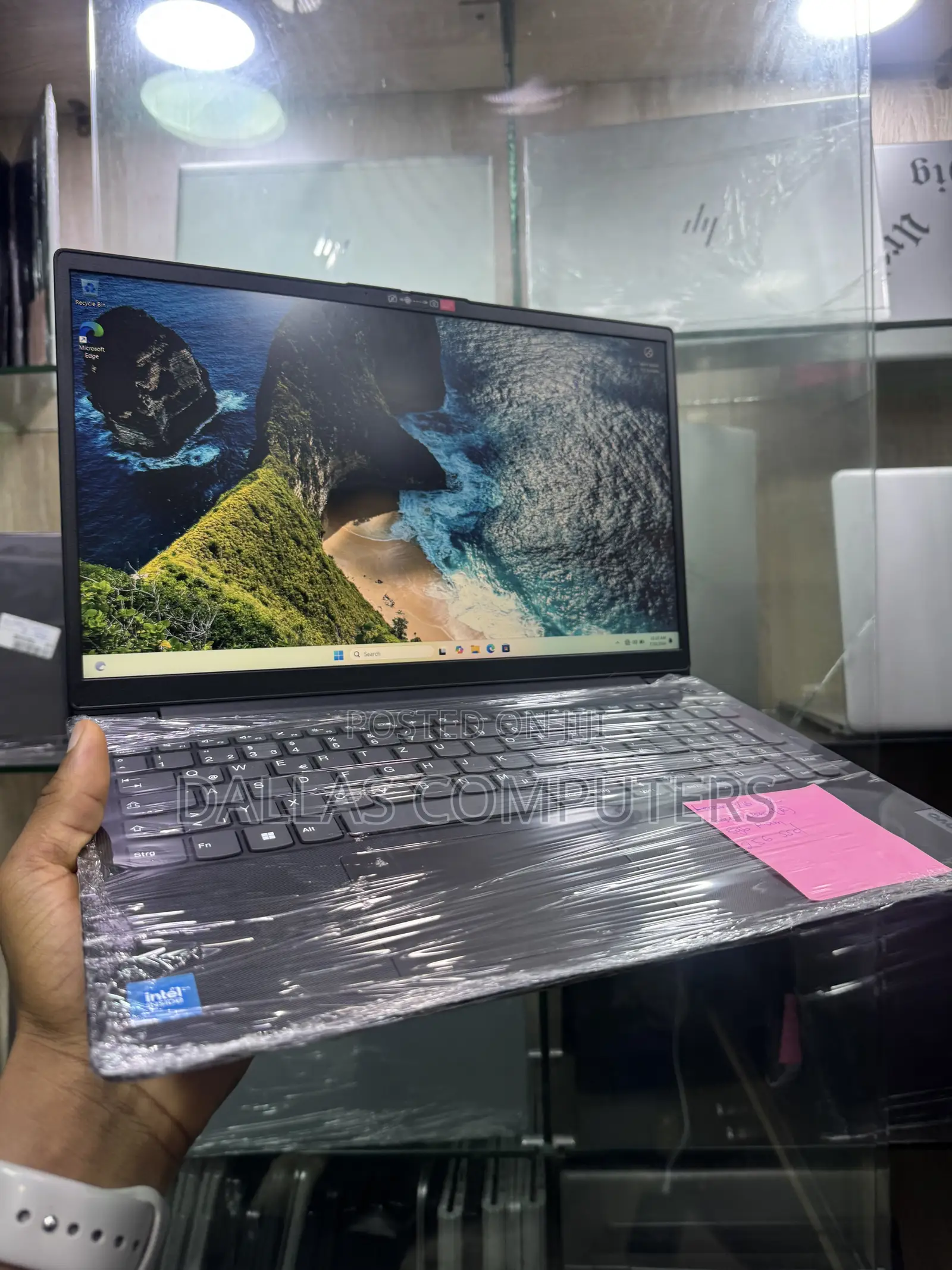Laptop Lenovo 8GB Intel Celeron SSD 256GB
