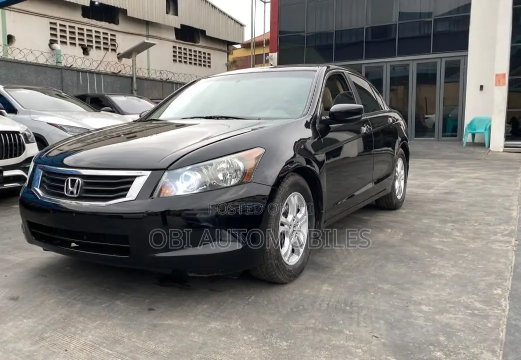 Honda Accord 2010 Black