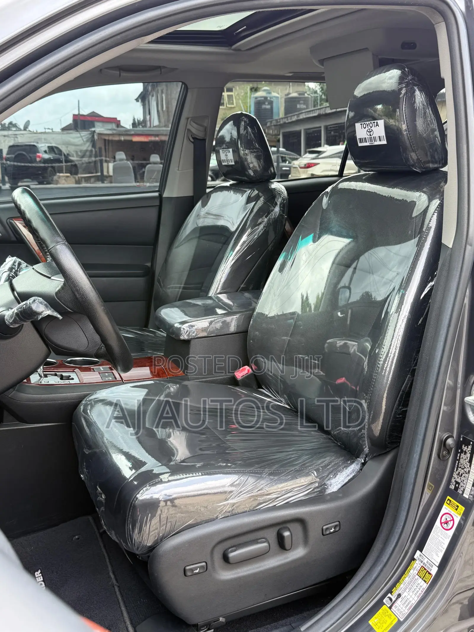 Toyota Highlander Limited 2011 Gray