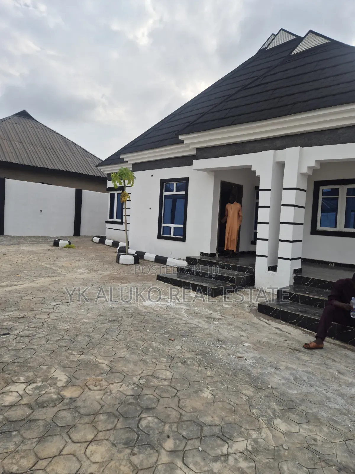 4bdrm Bungalow in Mountain View Estate, Ilorin South for sale