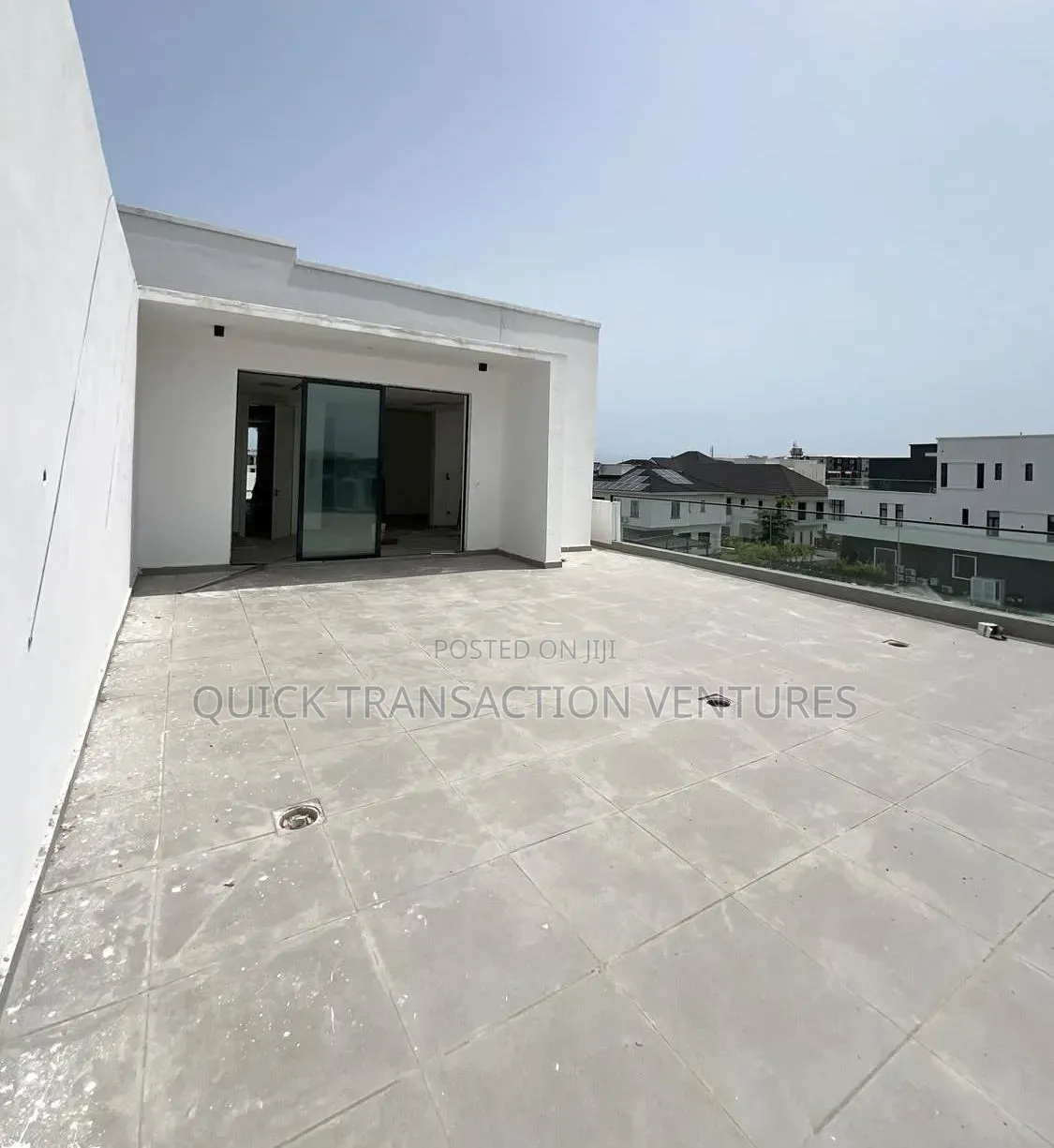 5bdrm Duplex in Cowrie Creek Estate, Ikate for sale