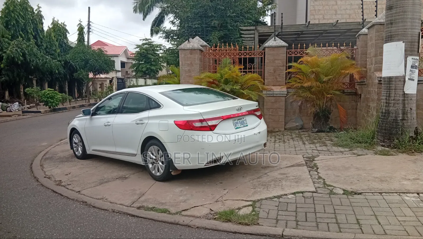 Hyundai Azera 2014 White