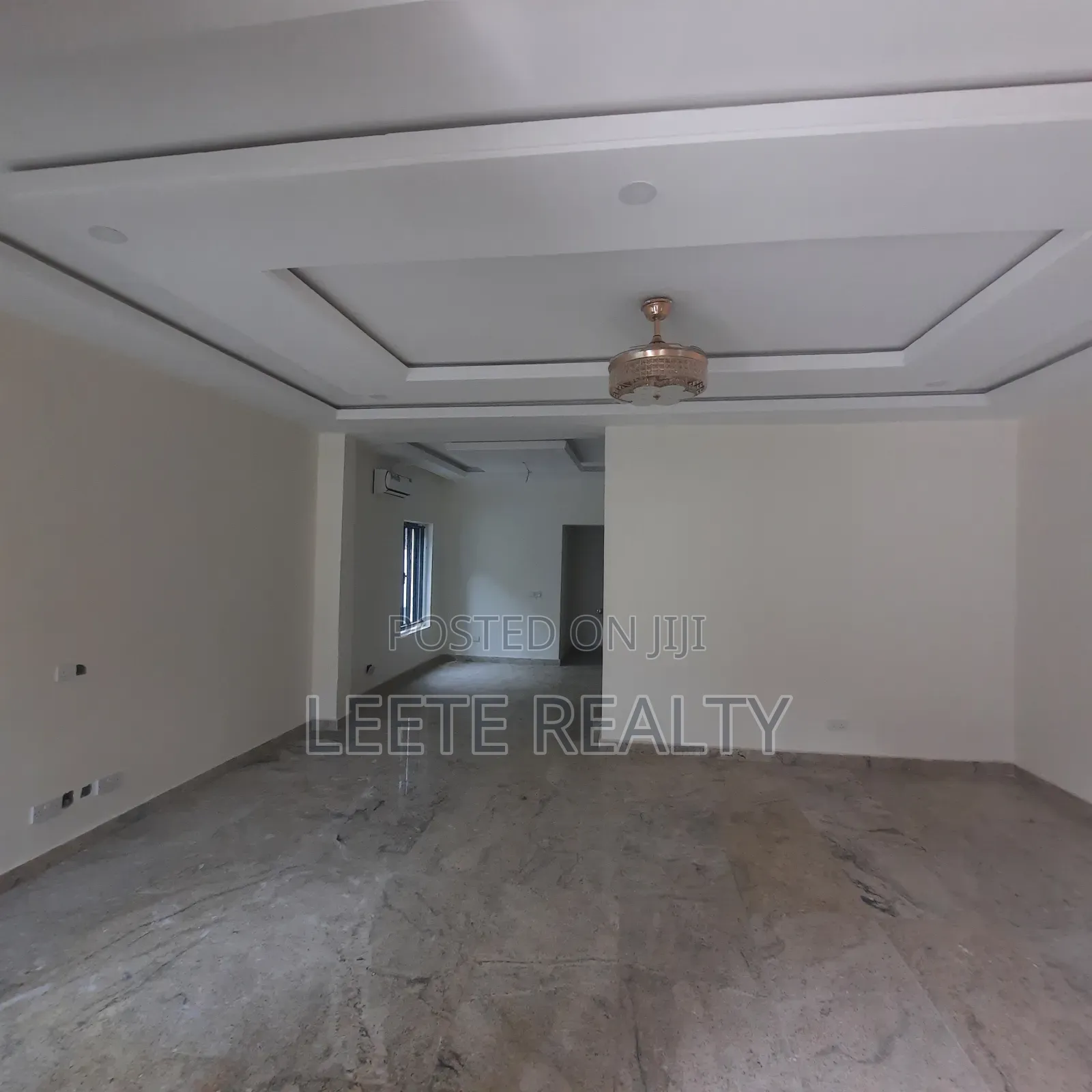 4bdrm Townhouse/Terrace in Kado for sale