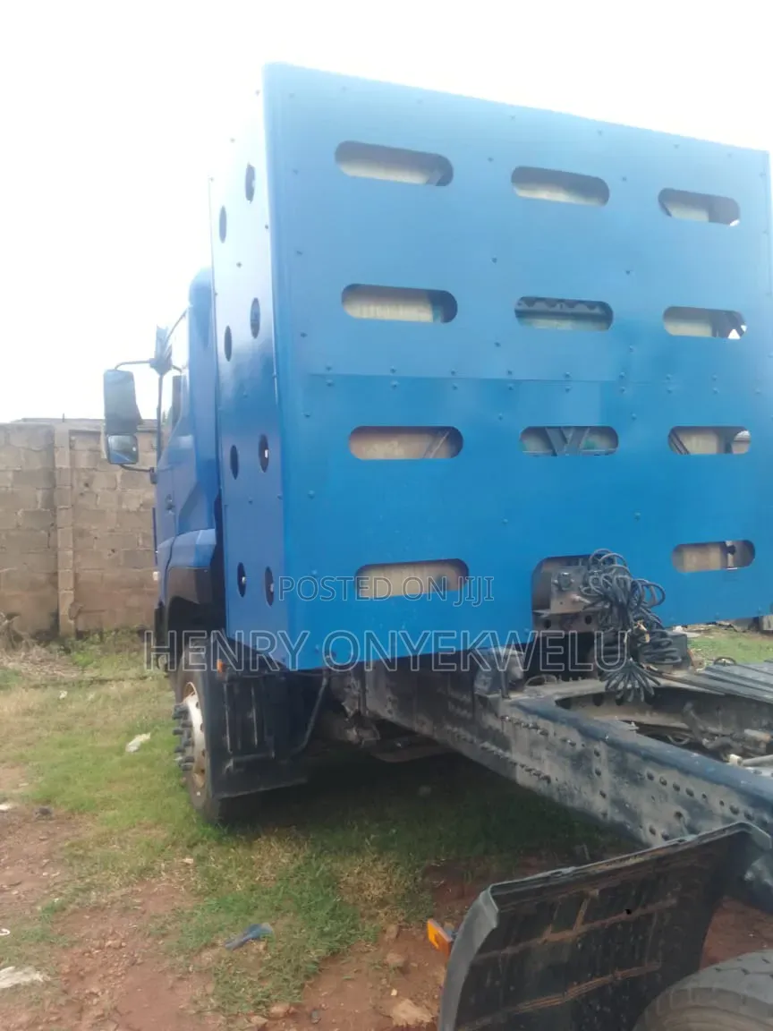 CNG 8 Cylinders Truck Head