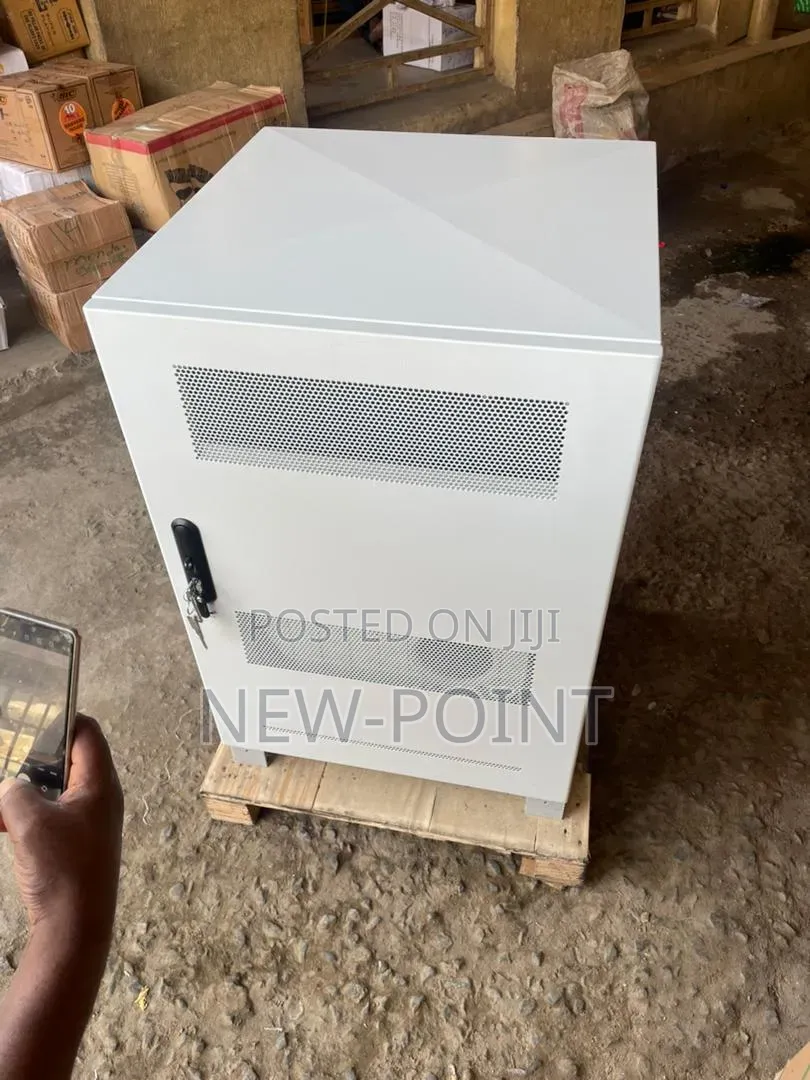 Outdoor Telecom Cabinet–Weatherproof Network Equipment Cabinet (IP55)