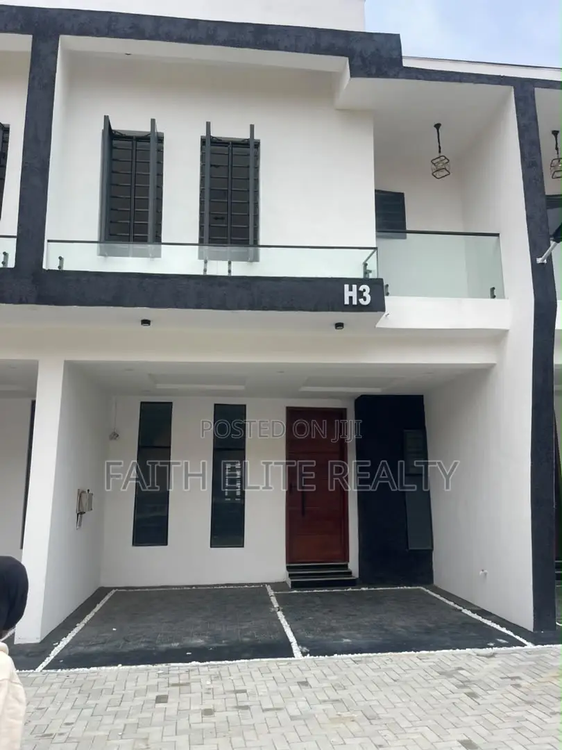 4bdrm Duplex in Ikota Gra for rent
