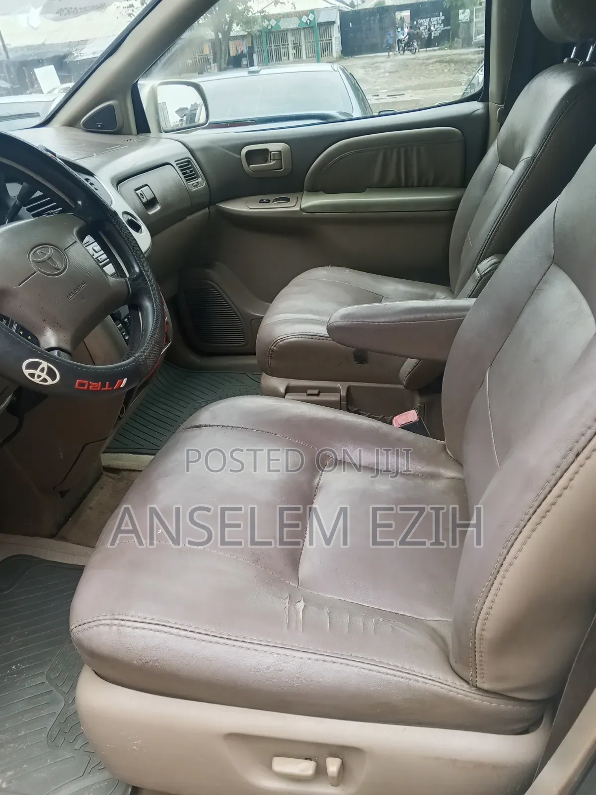 Toyota Sienna 2002 Gold