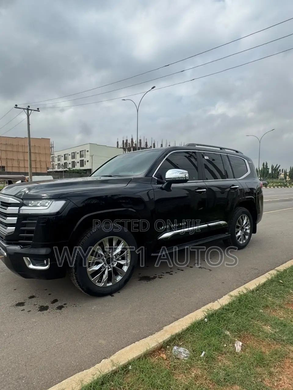 New Toyota Land Cruiser LC300 2025 Black