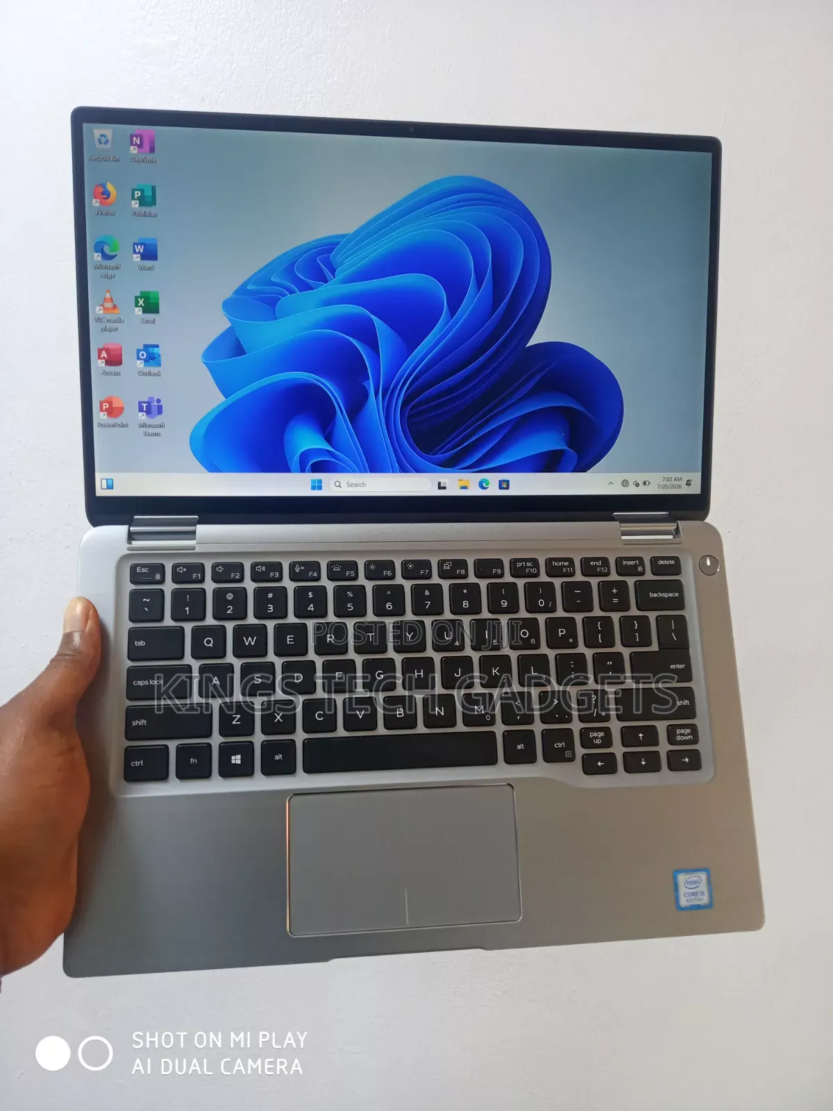 Laptop Dell Latitude 7400 2-in-1 8GB Intel Core i5 SSD 256GB
