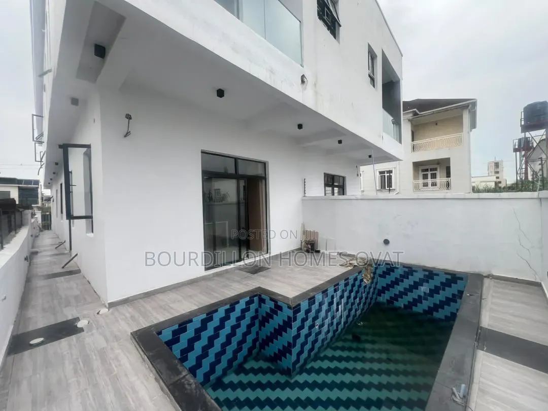 4bdrm Duplex in Lekki Palm City for sale