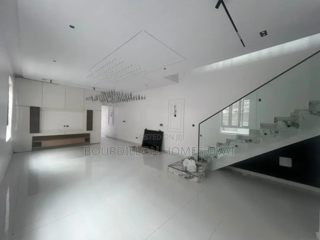 4bdrm Duplex in Lekki Palm City for sale