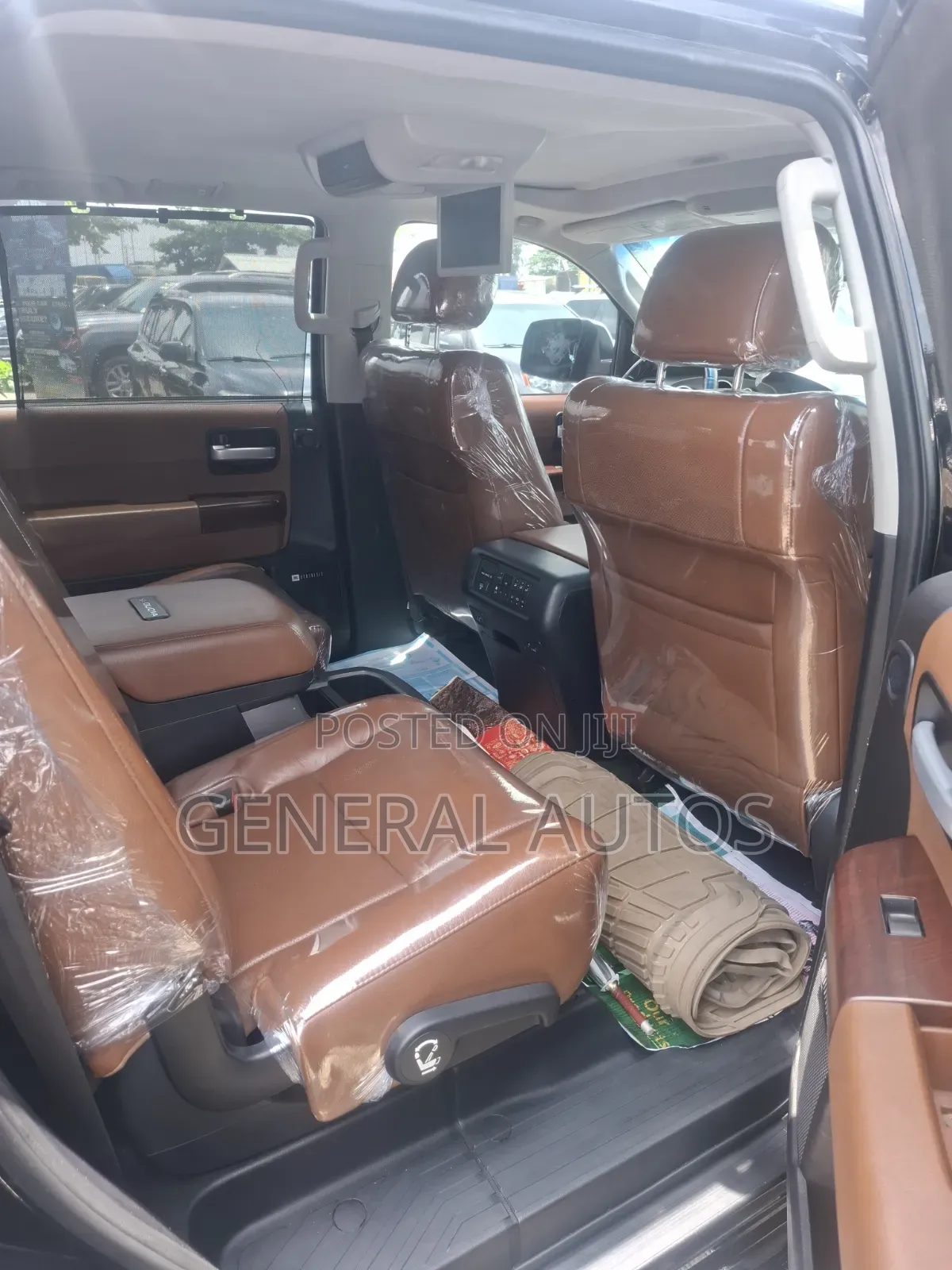 Toyota Sequoia 2016 Black