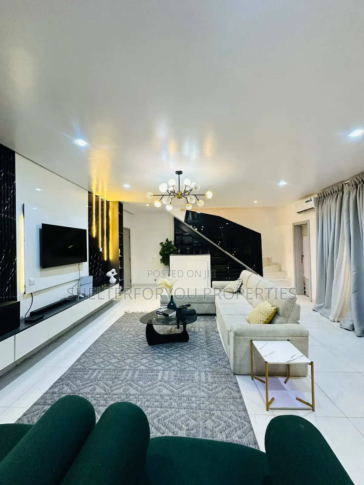Furnished 2bdrm Maisonette in Lekki Phase 1 for rent