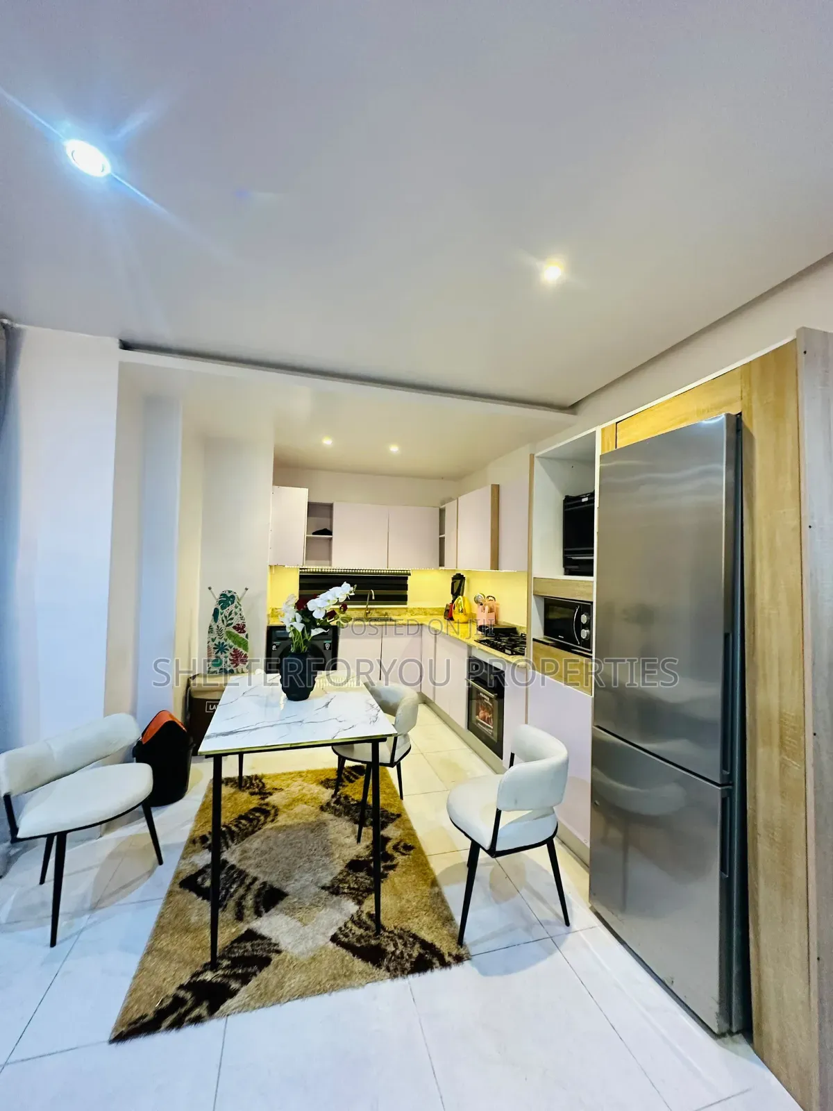 Furnished 2bdrm Maisonette in Lekki Phase 1 for rent