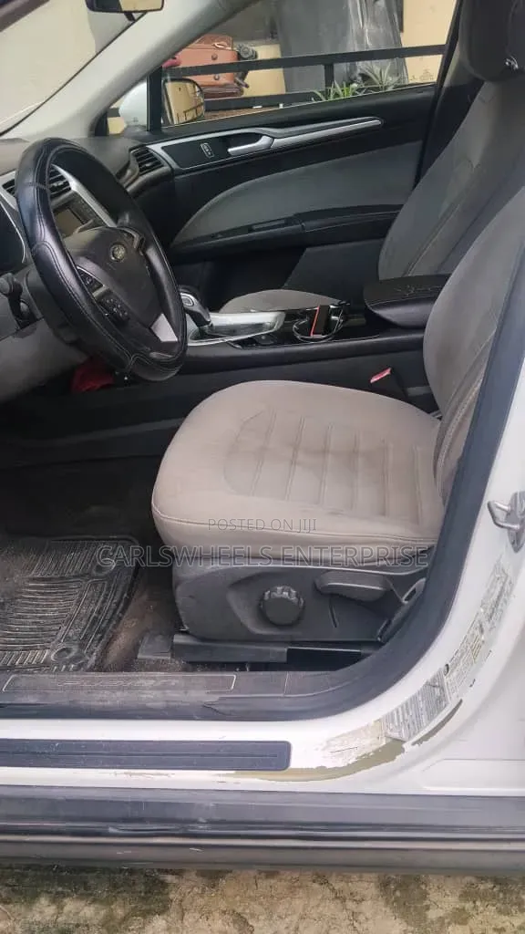 Ford Fusion 2014 White
