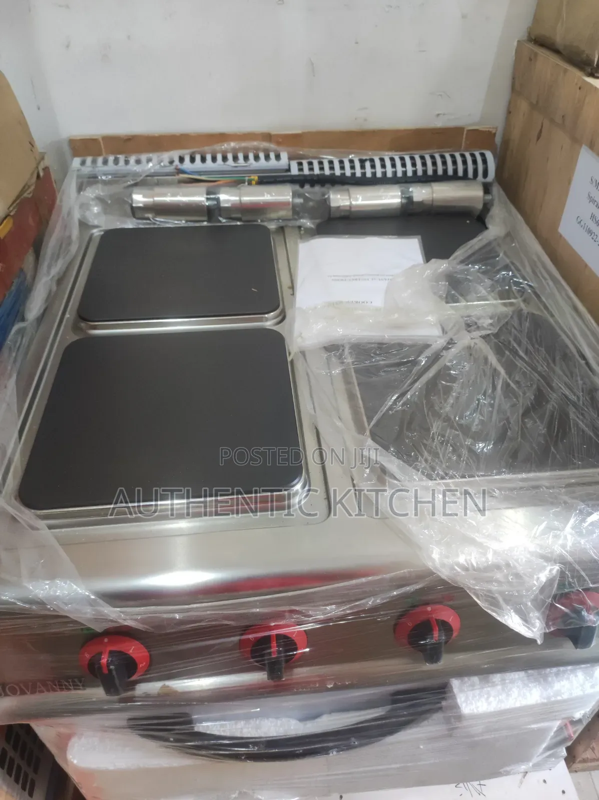 4 Burner Electric Cooker With Oven
