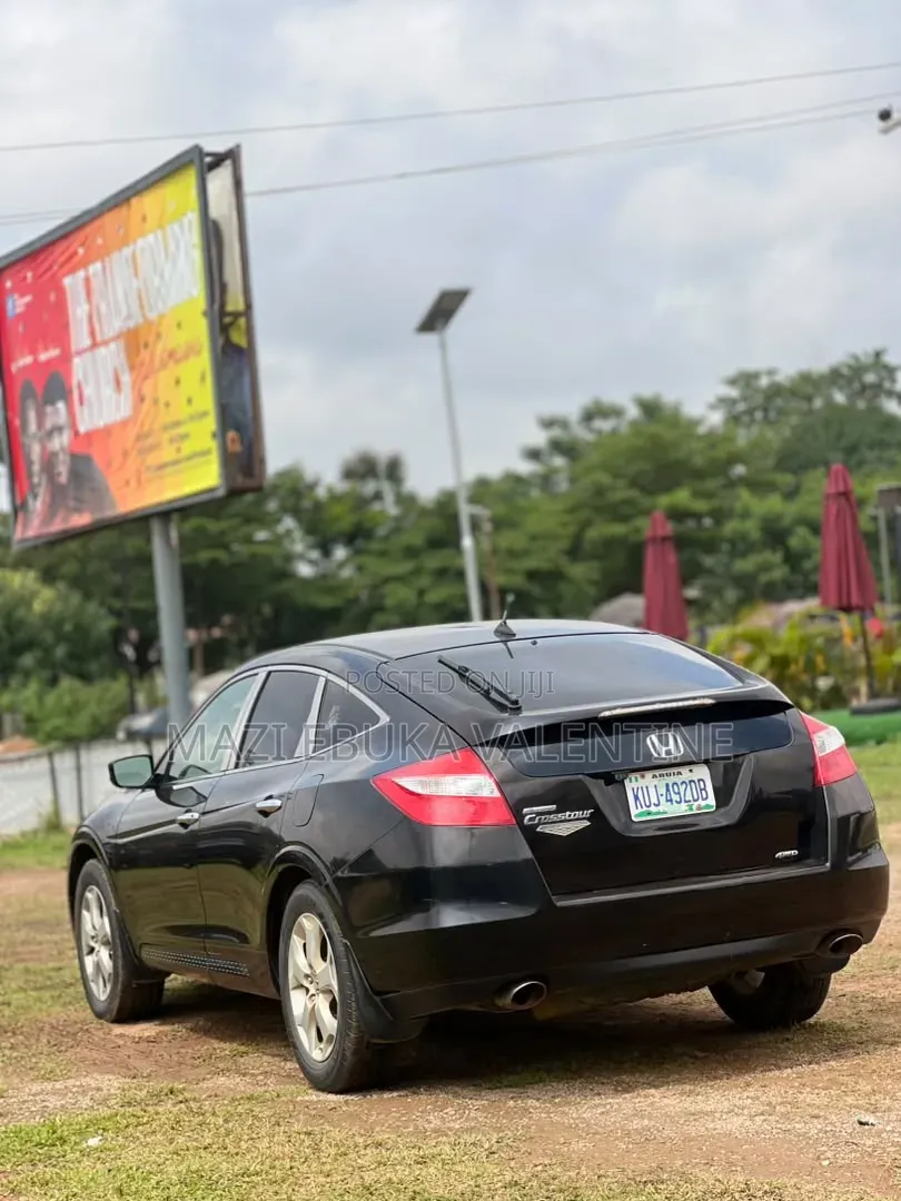 Honda Accord 2010 Matt Black