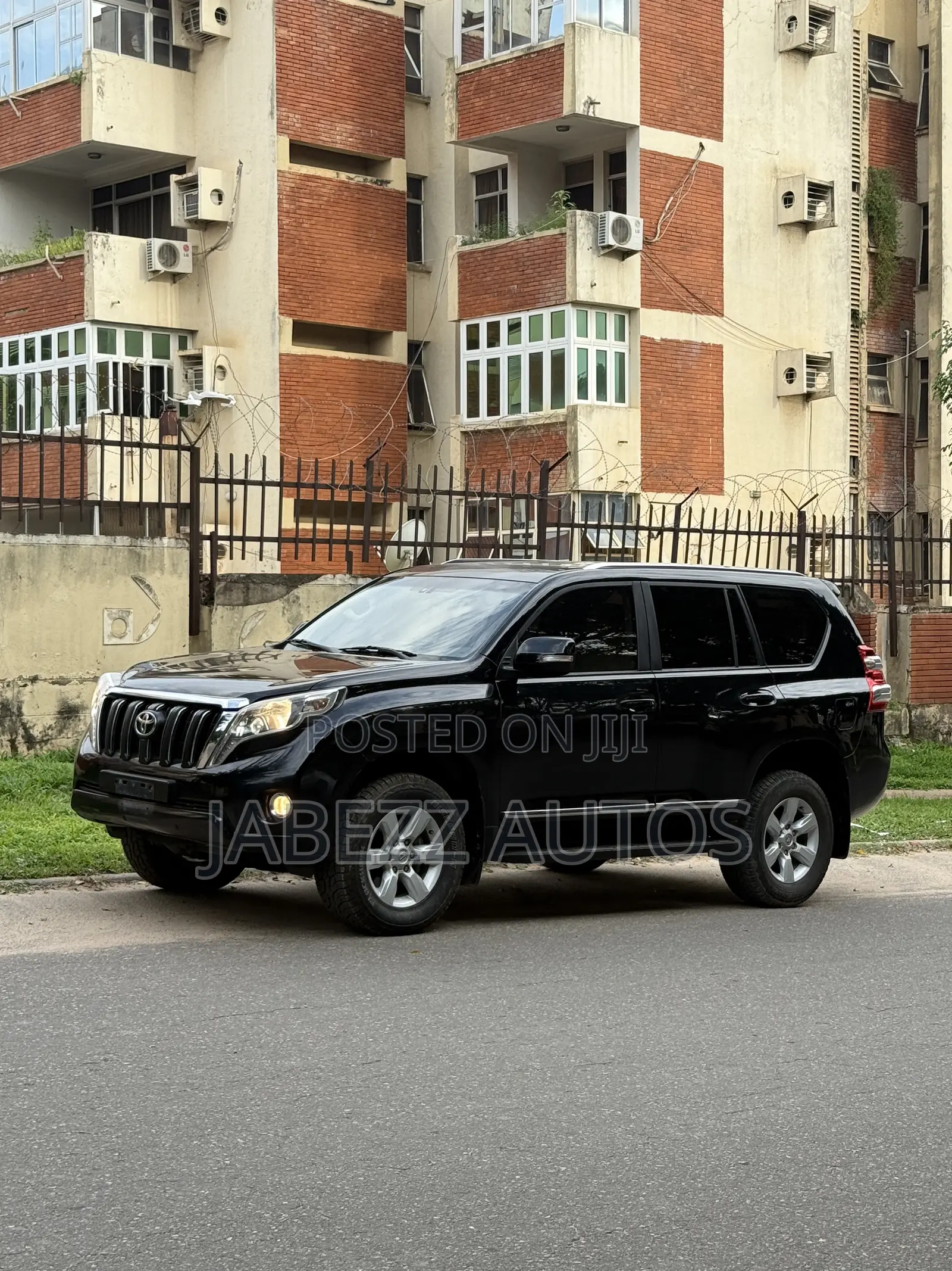 Toyota Land Cruiser Prado 4.0 Petrol TX-L 2016 Black
