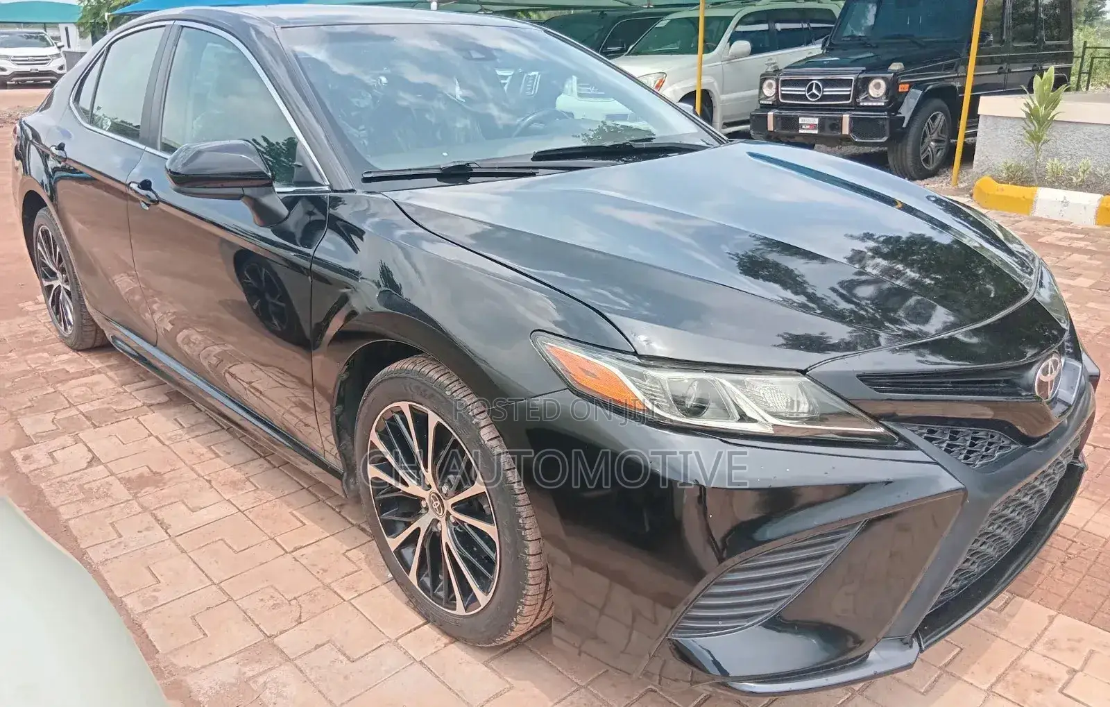 Toyota Camry SE Nightshade FWD 2020 Black