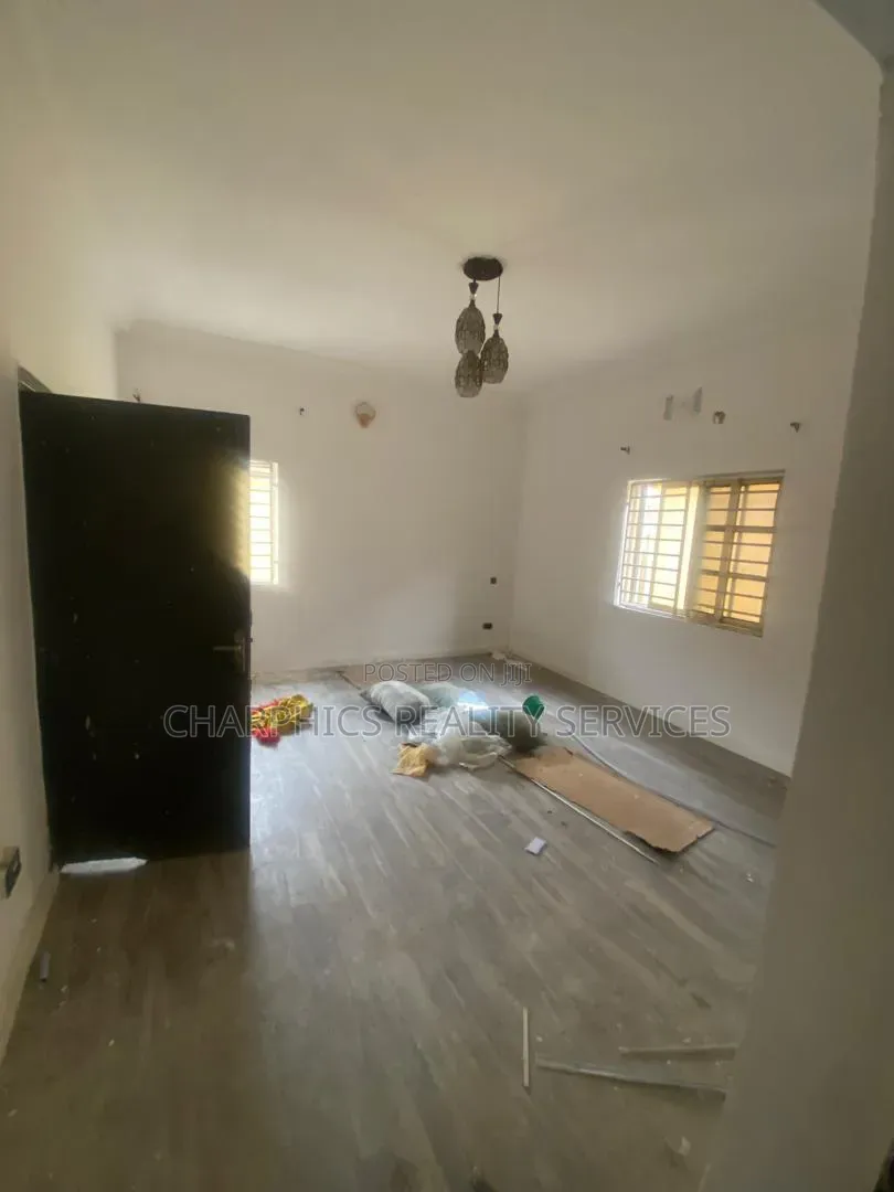 2bdrm Apartment in Ikate-Elegushi for rent