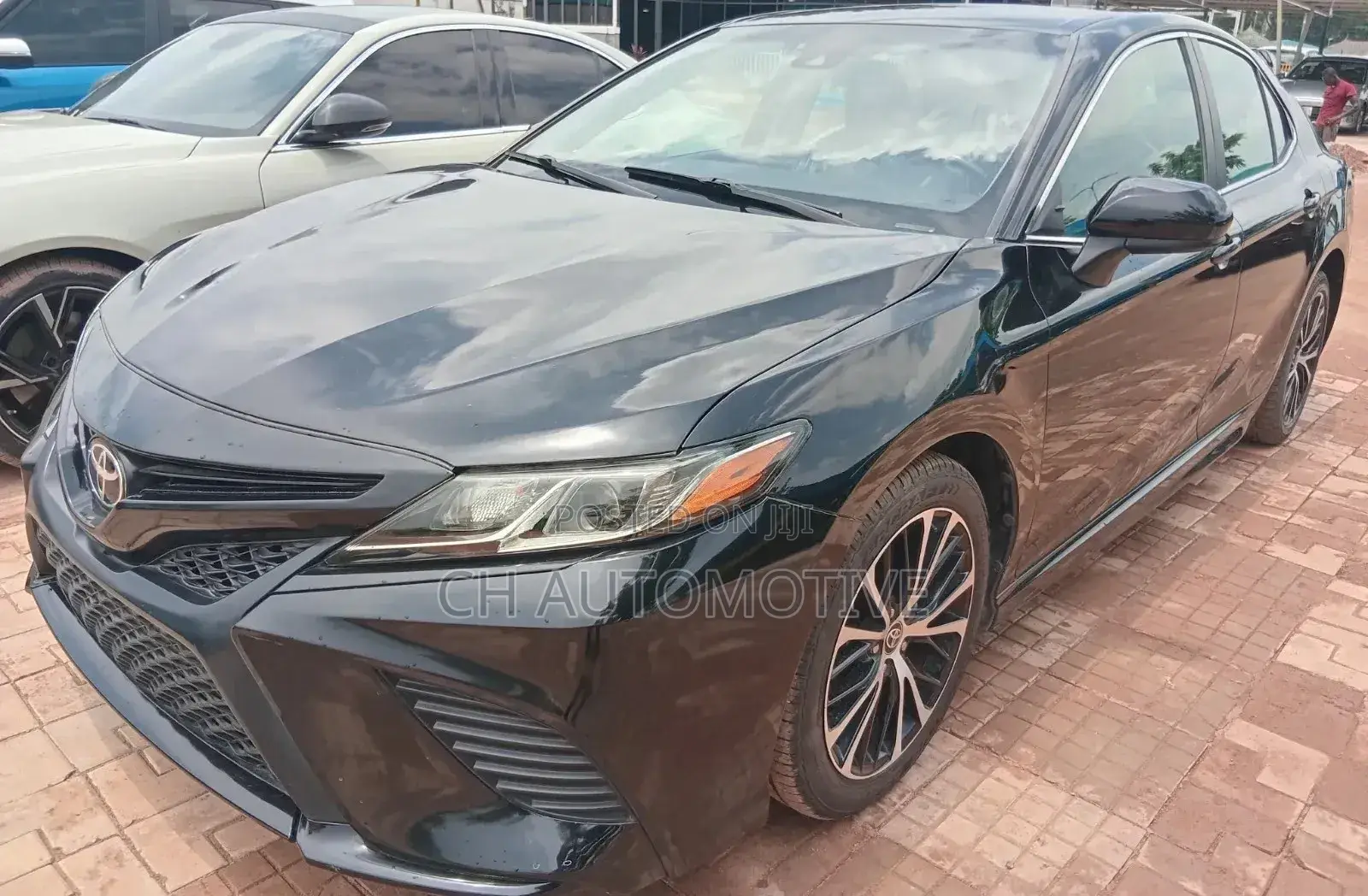 Toyota Camry SE Nightshade FWD 2020 Black