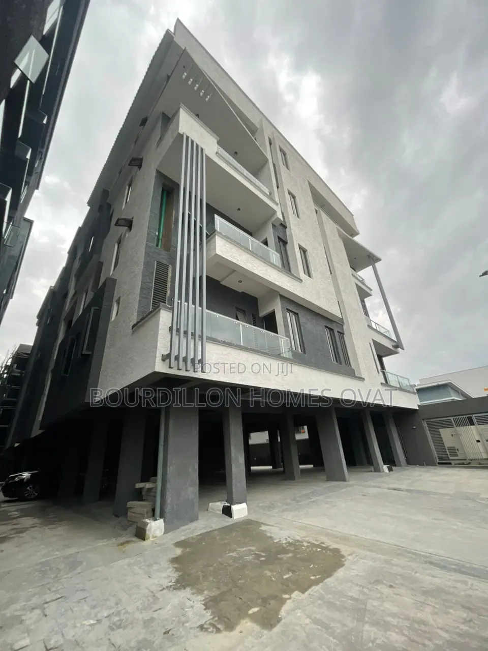 2bdrm Apartment in Ikate Lekki Lagos for sale