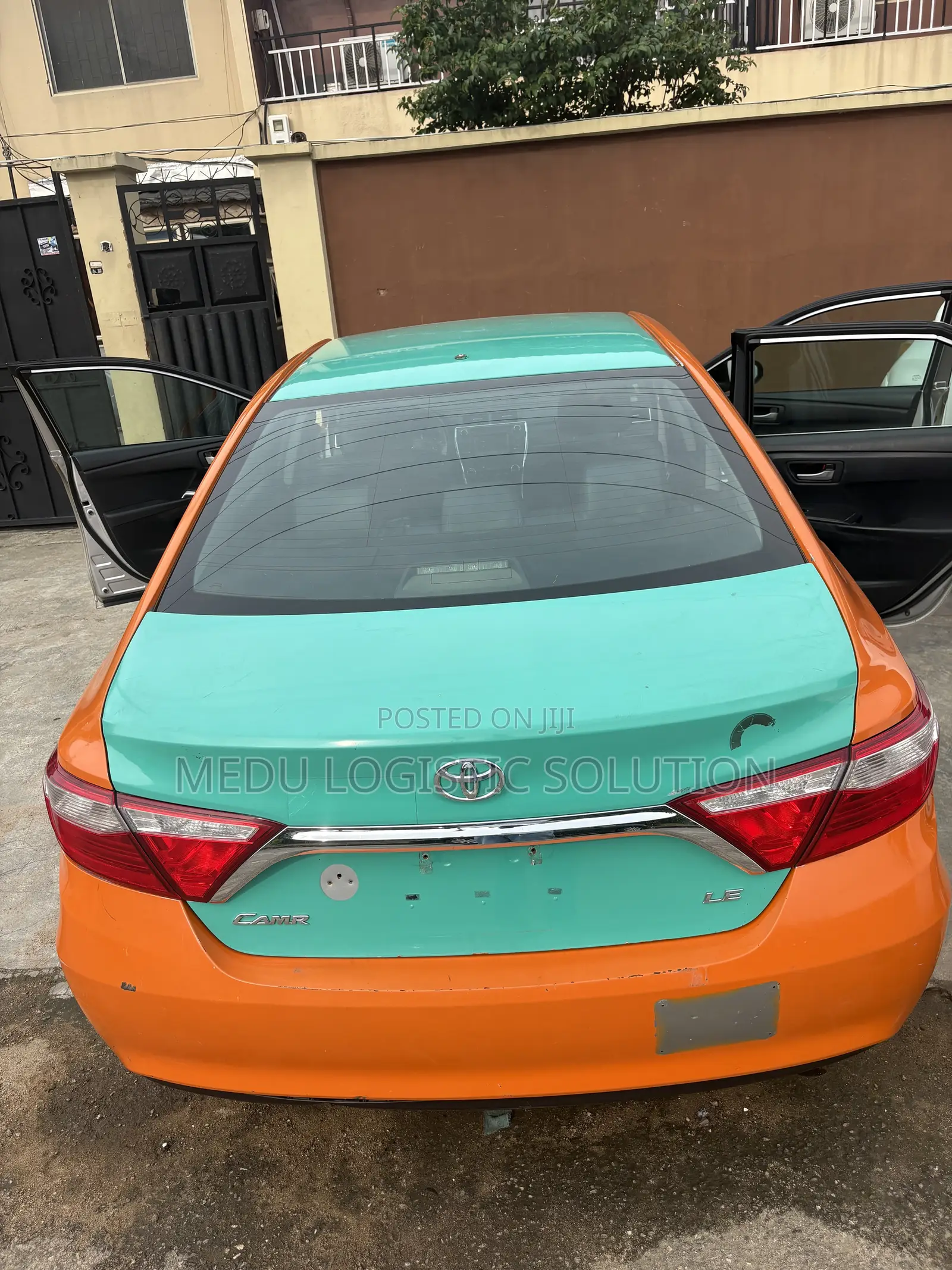 Toyota Camry LE 4dr Sedan (2.5L 4cyl 6A) 2017 Orange
