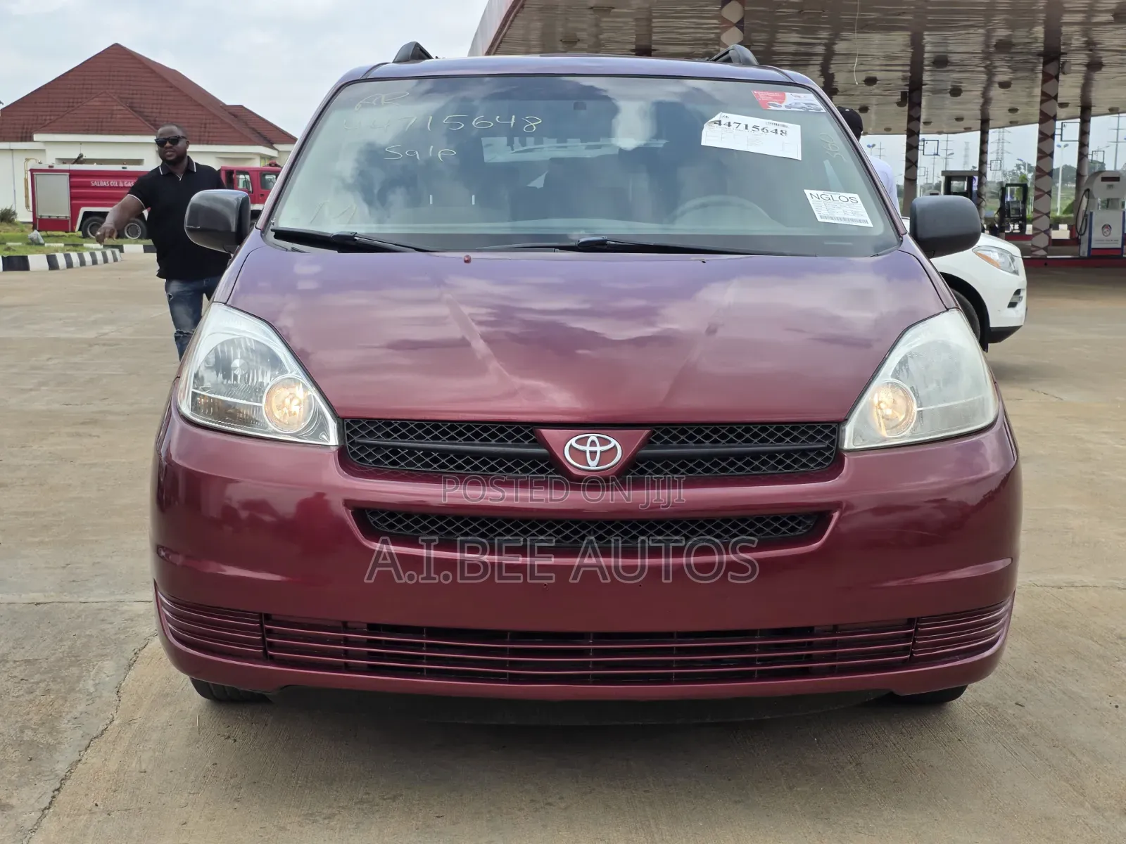 Toyota Sienna 2005 Red