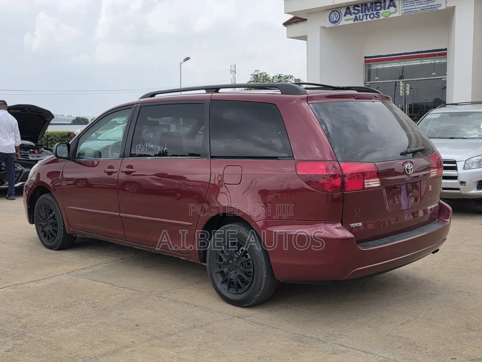 Toyota Sienna 2005 Red