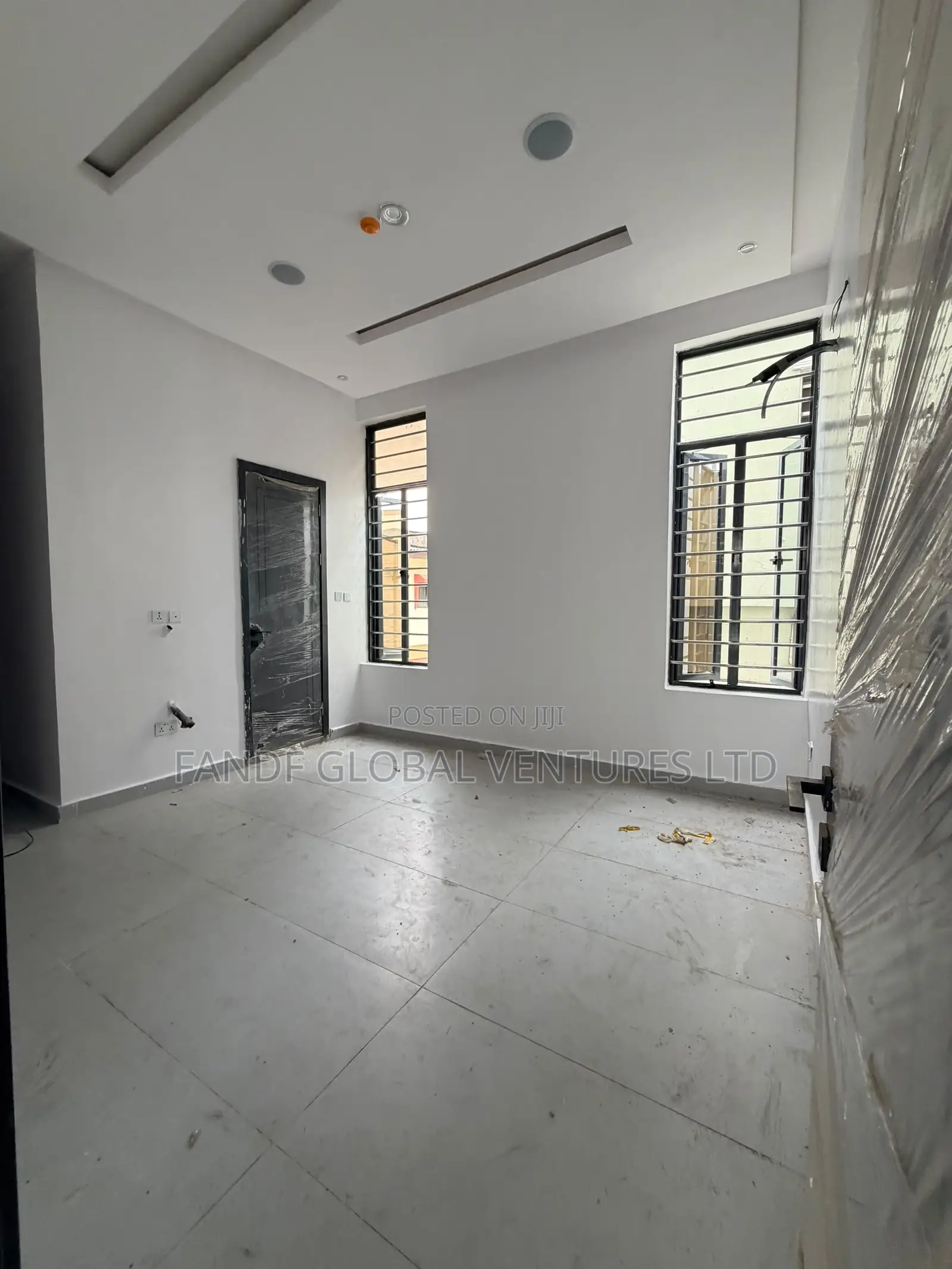 4bdrm Duplex in Omole Phase 2 for sale