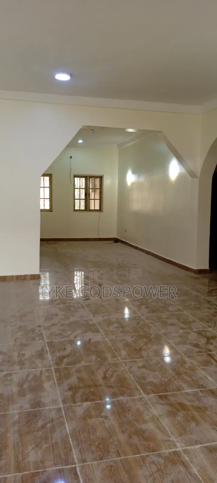 3bdrm Block of Flats in Kaura for rent
