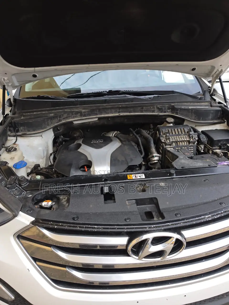 Hyundai Santa Fe Limited 4dr SUV AWD (3.3L 6cyl 6A) 2015 White
