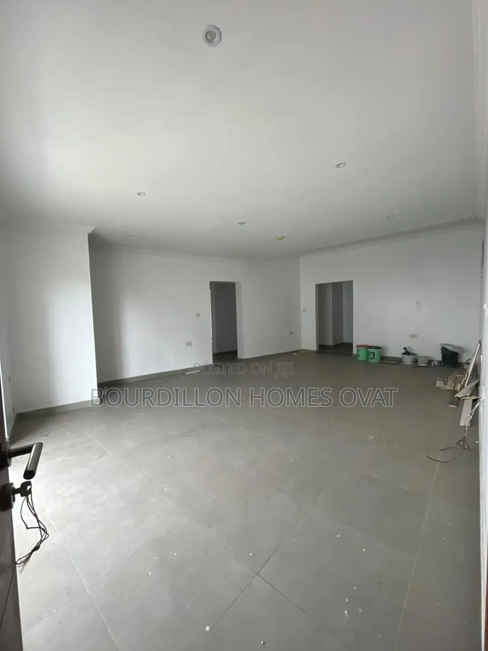 3bdrm Apartment in Ikate Lekki Lagos for sale