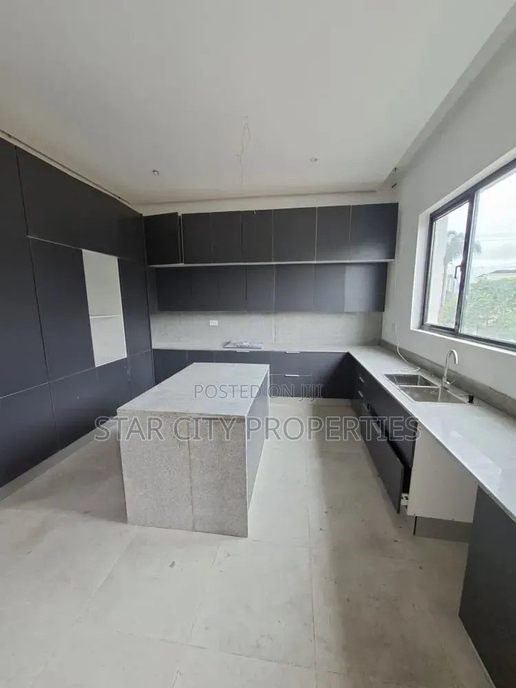 6bdrm Duplex in Old Ikoyi Lagos for sale