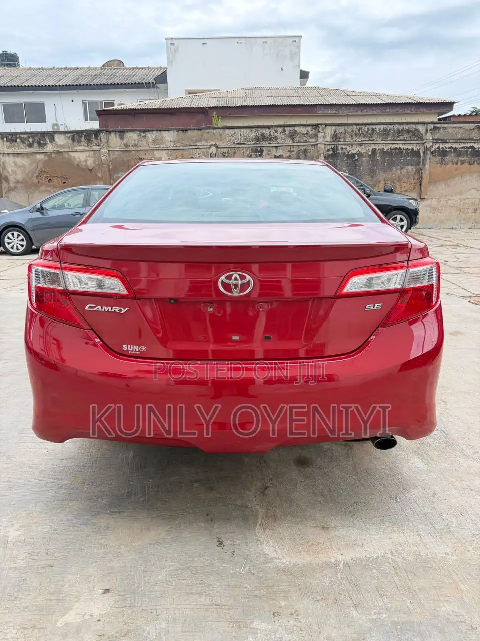 Toyota Camry SE 4dr Sedan (2.5L 4cyl 6A) 2012 Red