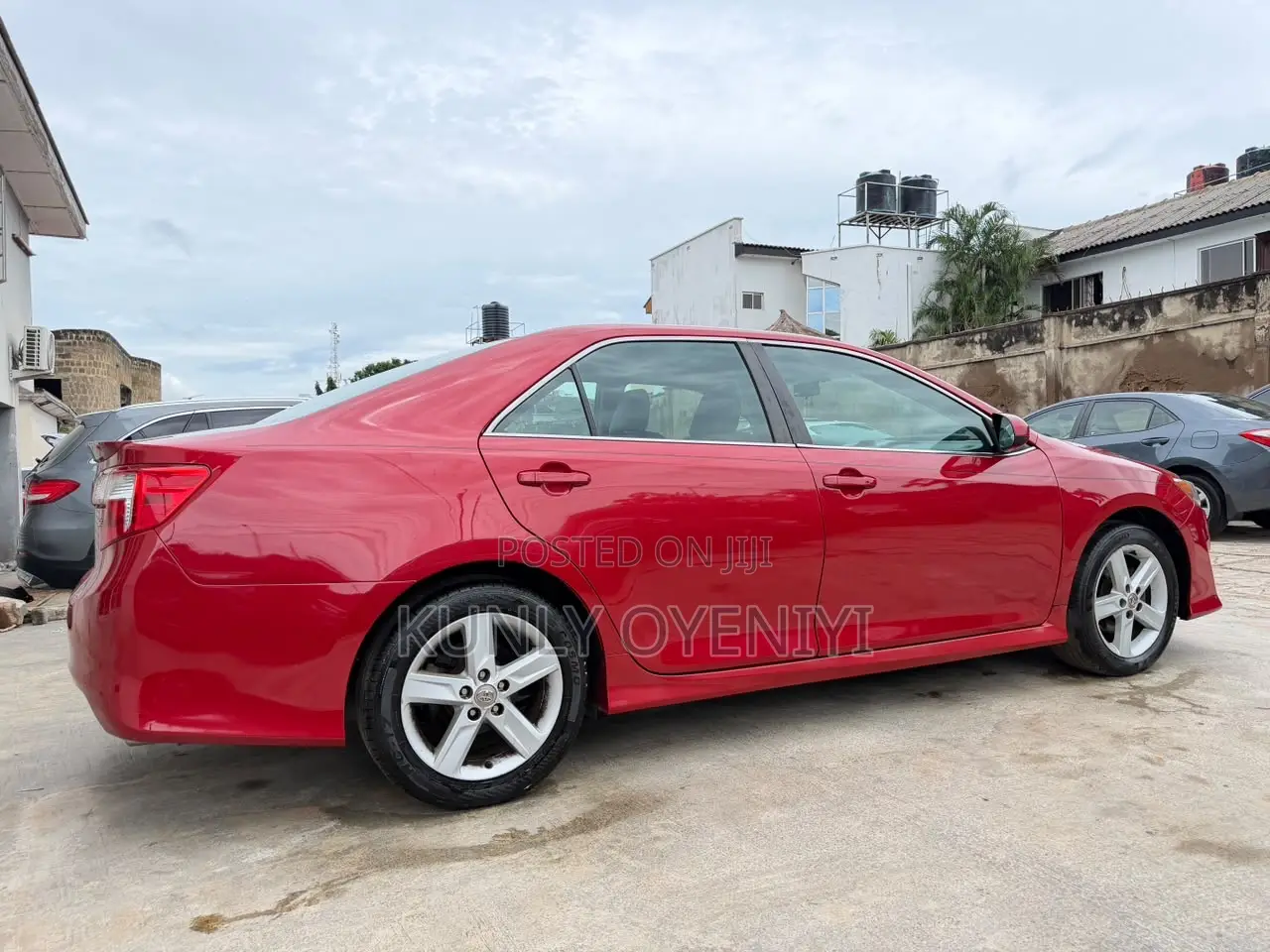 Toyota Camry SE 4dr Sedan (2.5L 4cyl 6A) 2012 Red
