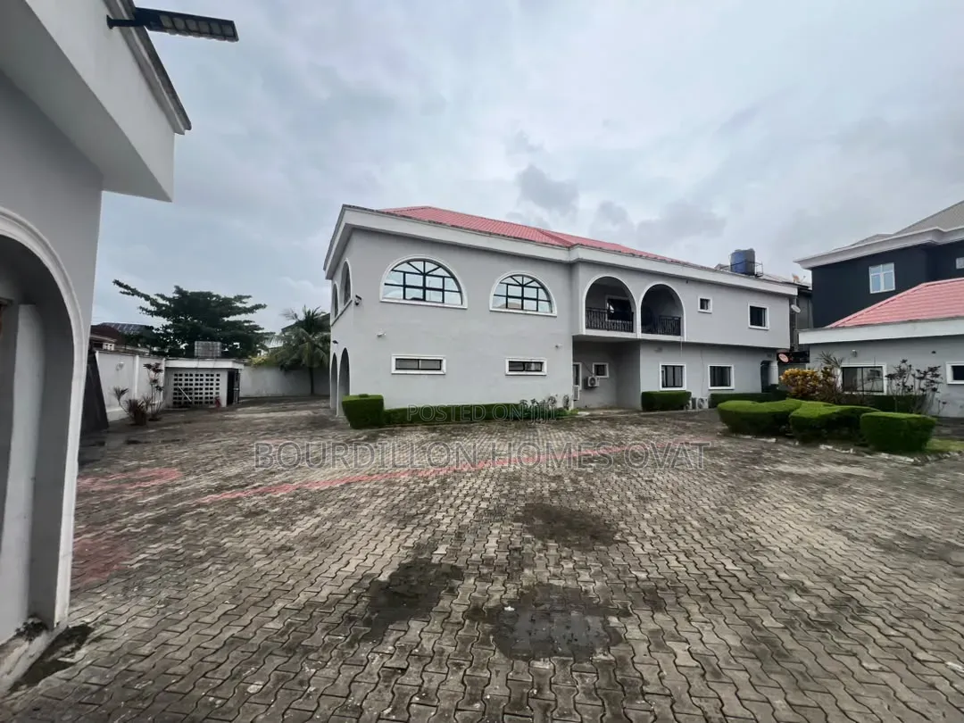 6bdrm Duplex in Chevron Lekki Lagos for sale