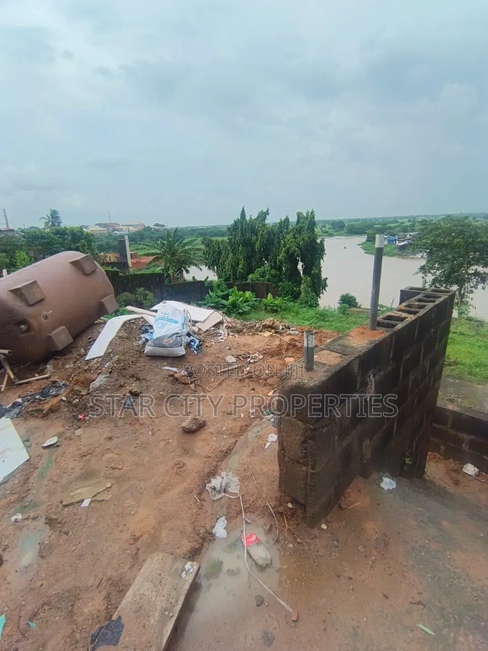 500sqm Behind River Valley Estate Berger