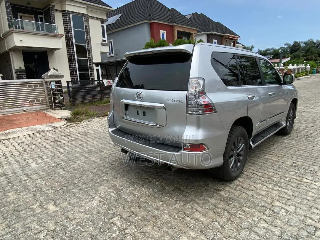 Lexus GX 2015 Silver