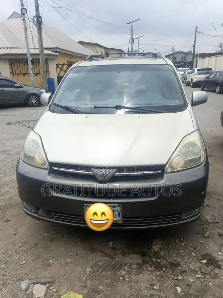 Toyota Sienna XLE Limited 2005 Gray