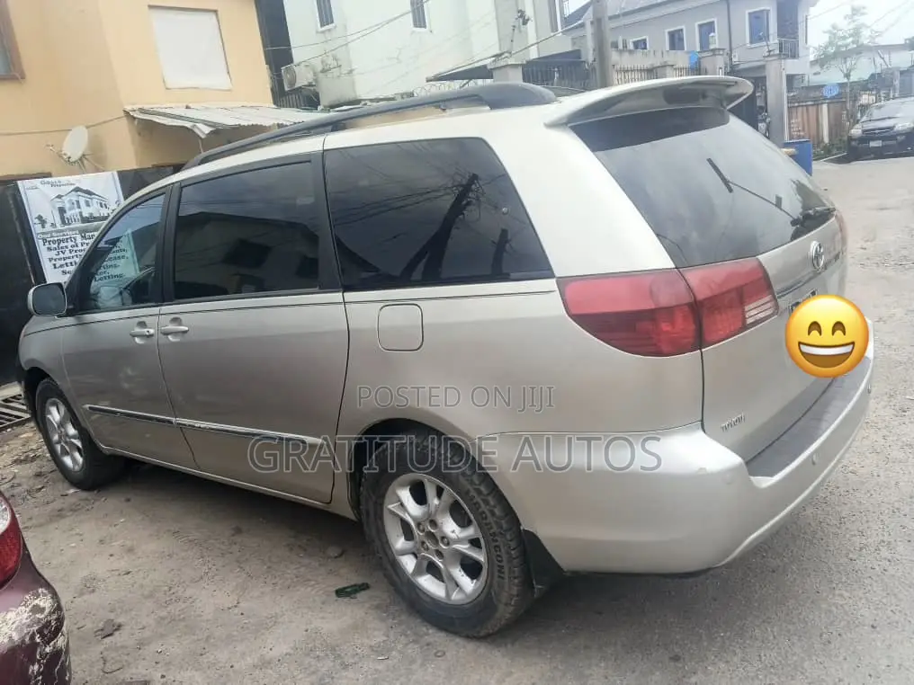 Toyota Sienna XLE Limited 2005 Gray