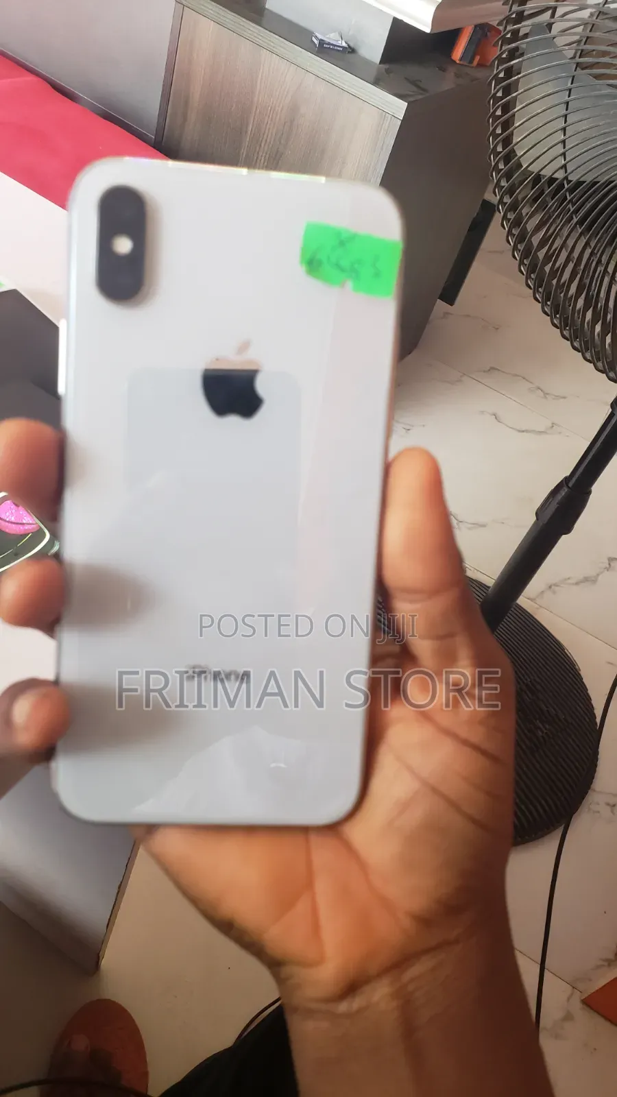 Apple iPhone X 64 GB White