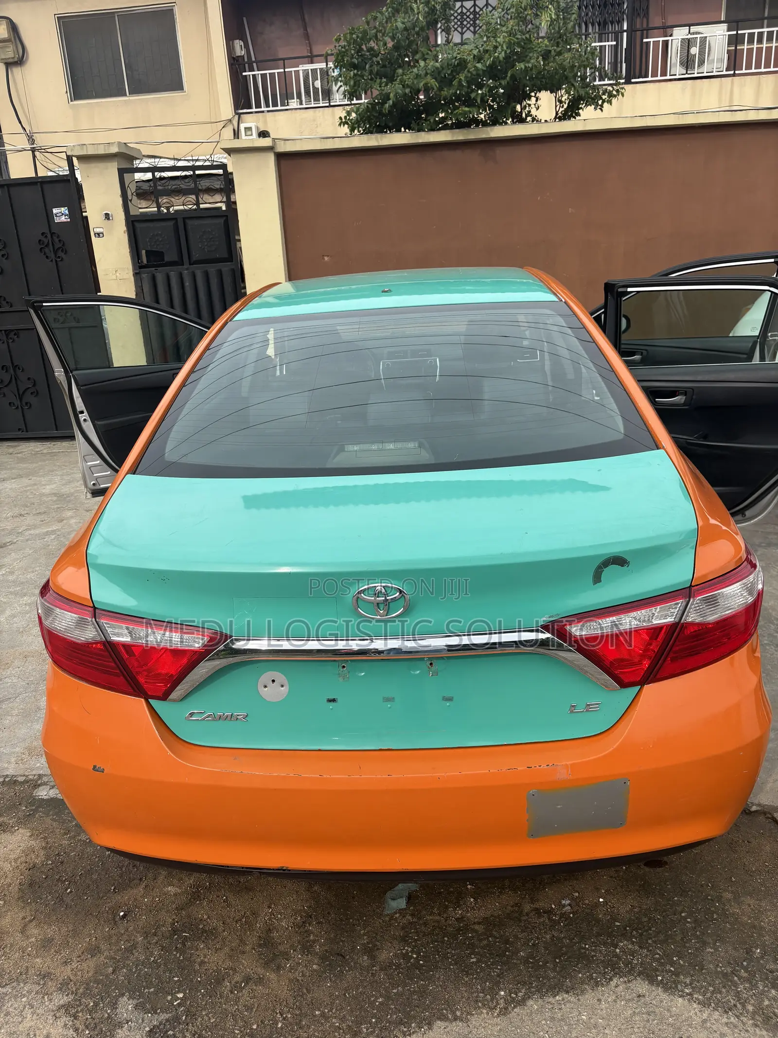 Toyota Camry LE 4dr Sedan (2.5L 4cyl 6A) 2017 Orange