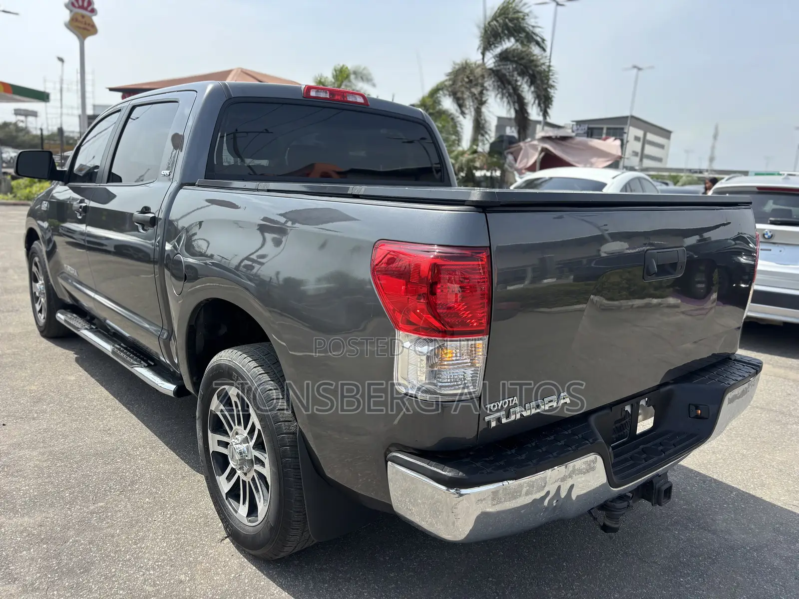 Toyota Tundra 2013 Gray