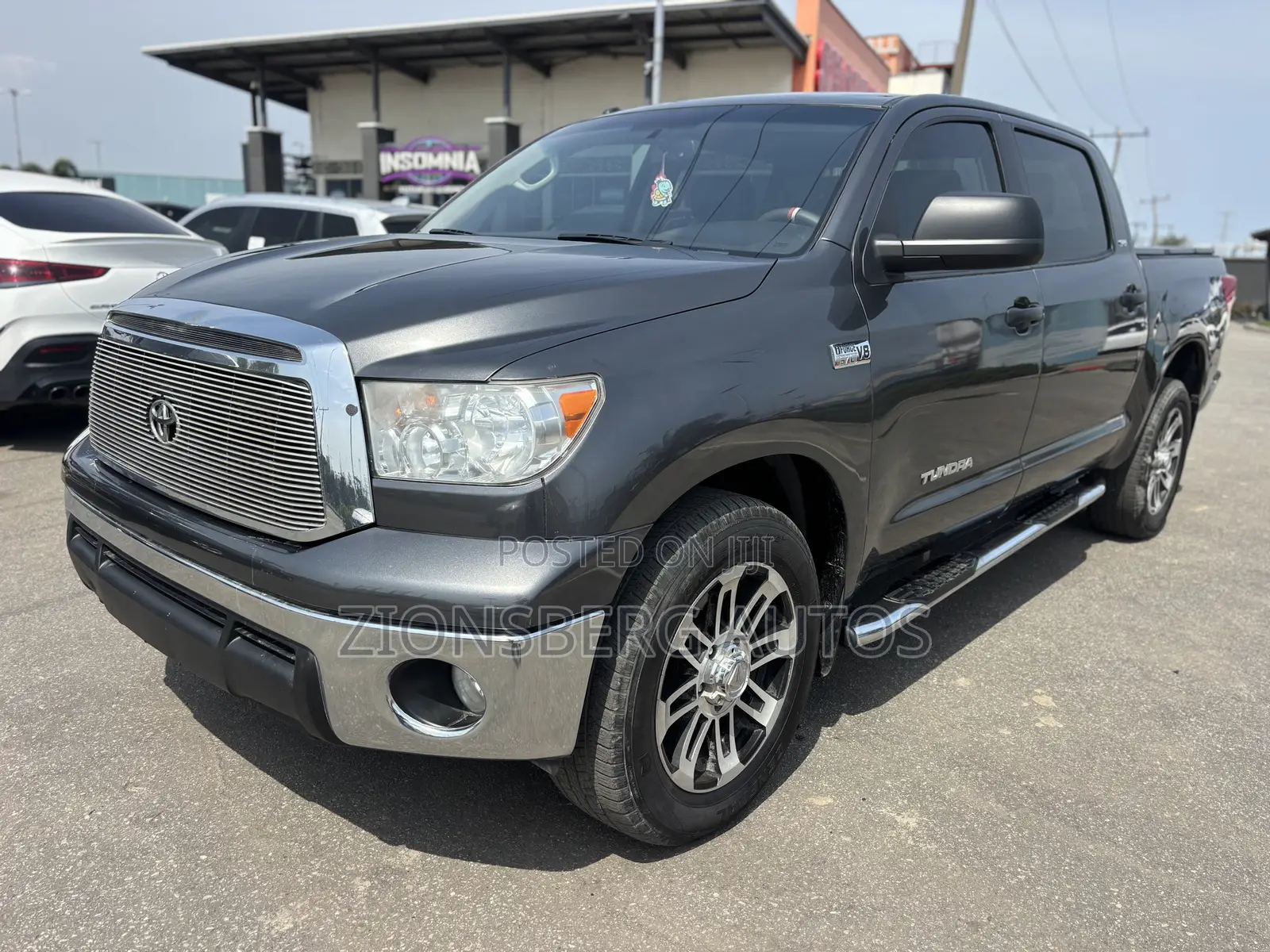 Toyota Tundra 2013 Gray