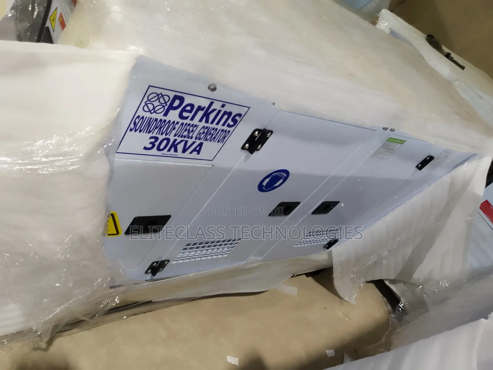 30kVA Acoustic Soundproof Perkins Generator